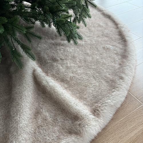 Huntsman High-Pile Faux Fur Christmas Tree Skirt with Hidden Slide Clasp Closure and Durable Microfiber Backing (Arctic Gray, 60-Inch) - Image 6