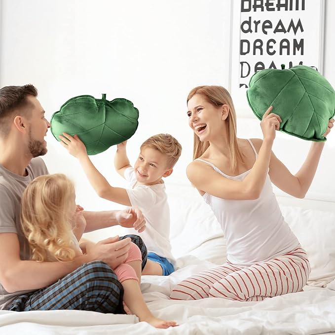 Yookeer 2 Pcs Leaf Shaped Throw Pillow 3D Leaves Plant Decorative Throw Pillows for Couch Living Room Bedroom Sofa Home Decoration, 16 x 16 Inch(Dark Green)