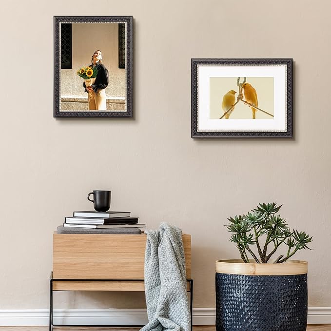 Golden State Art, 12X16 Ornate Finish Photo Frame with White Mat for 8X12 Picture & Real Glass, Color: Black with Silver & Burgundy