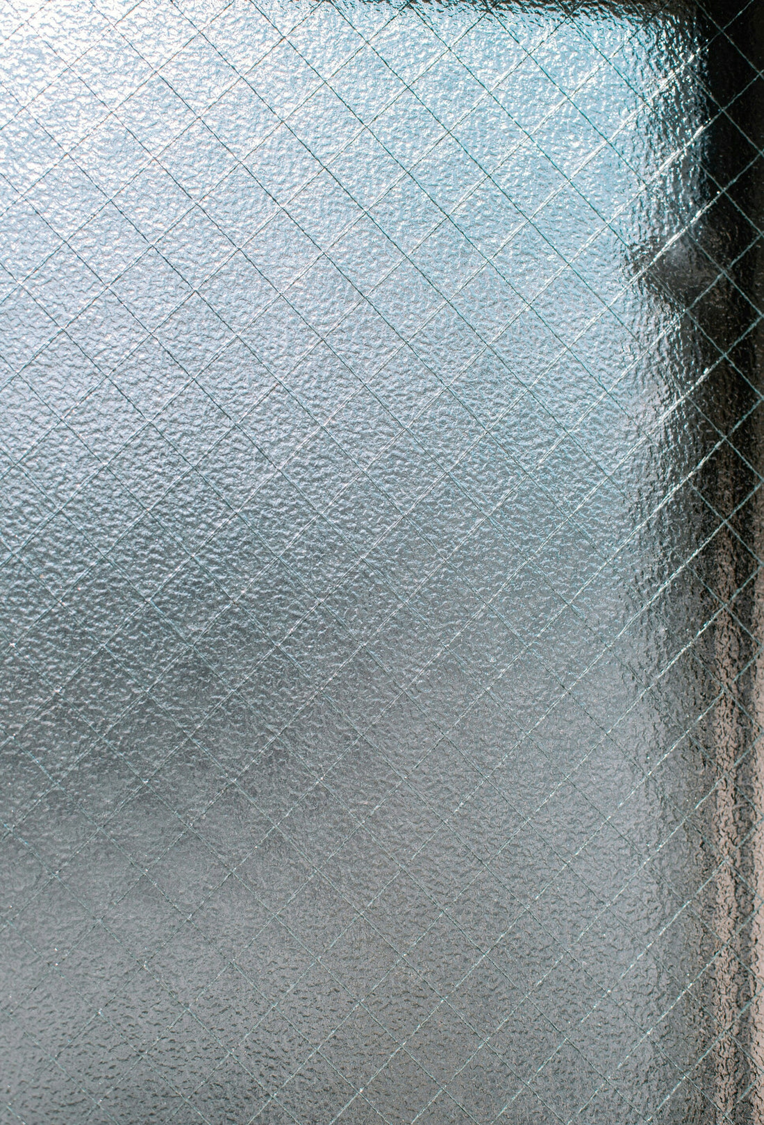[DEOMENT] The "Frosted Glass Baking Soda Spray": How to turn clear rental windows into high-end privacy frosted glass in 5 minutes