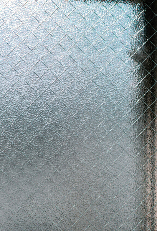 [DEOMENT] The "Frosted Glass Baking Soda Spray": How to turn clear rental windows into high-end privacy frosted glass in 5 minutes