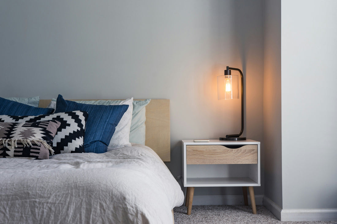 [DECOMENT] The "Warm Amber Layering": How to convert harsh overhead lighting into cozy evening ambient warm light