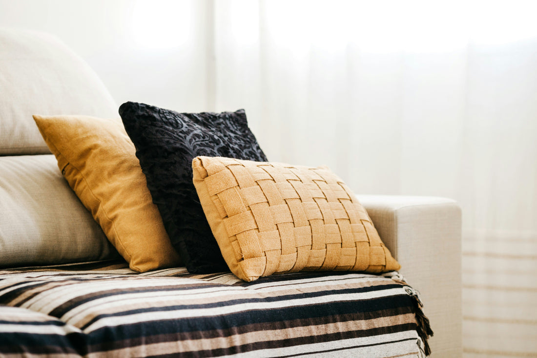 [DECOMENT LAB] Textile Layering: The Science of "Tactile Comfort"