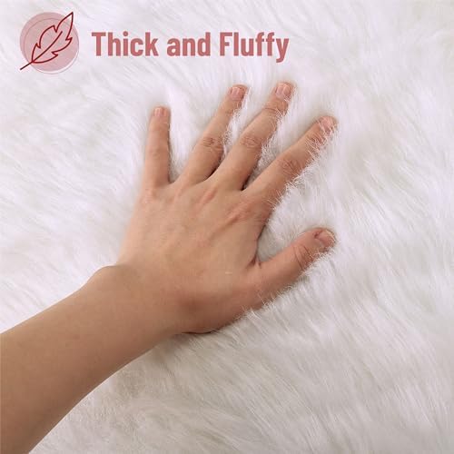 Mr. Pen Christmas Tree Skirt - 48 inches, Faux Fur, White - Image 3