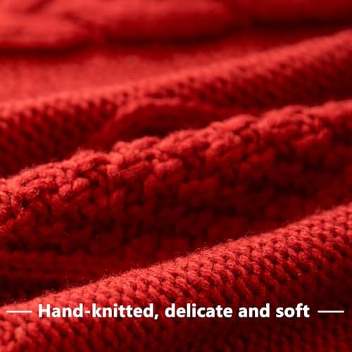 36 Inch Red Knitted Christmas Tree Skirt - Image 4