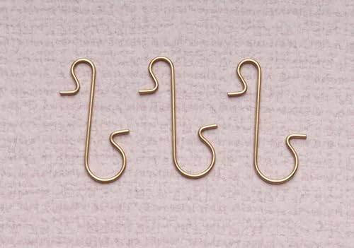 sowaka 50 Pcs Christmas Ornament Hooks Small Metal Wire 3 x 1 cm S Shape Hangers for Christmas Tree Decorations Crafting Supplies (Gold) - Image 4