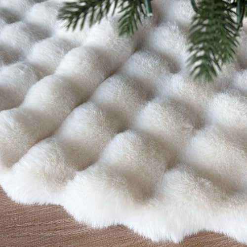 48-Inch Puff Quilt Faux Fur Christmas Tree Skirt, Soft Plush Tufted Texture with Satin Ribbon Ties, Cream - Image 4