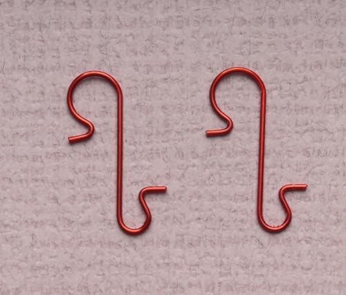 sowaka 50 Pcs Christmas Ornament Hooks Small Metal Wire 3 x 1 cm S Shape Hangers for Christmas Tree Decorations Crafting Supplies (Red) - Image 4
