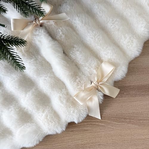 72-Inch Puff Quilt Faux Fur Christmas Tree Skirt, Soft Plush Tufted Texture with Satin Ribbon Ties, Cream - Image 4