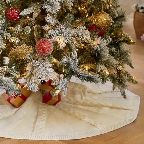 48 inches White Knitted Christmas Tree Skirt - Image 7
