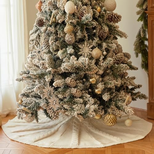 48 inches White Knitted Christmas Tree Skirt - Image 6