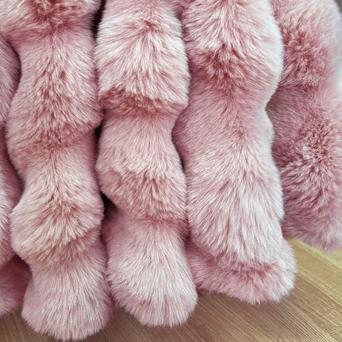 60-Inch Puff Quilt Faux Fur Christmas Tree Skirt, Soft Plush Tufted Texture with Satin Ribbon Ties, Baby Pink - Image 5