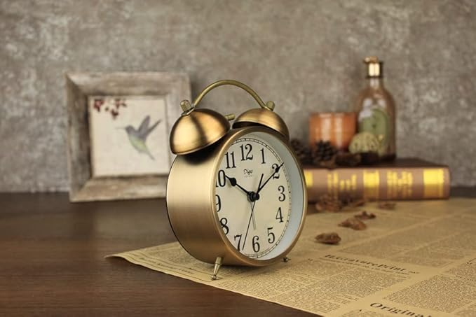 Maxspace Metal Golden Table Clock, Retro Vintage Non-Ticking Small Alarm Clock,Battery Operated Silent Quartz Movement HD Glass Desk Clock for Bedroom Living Room Indoor Decoration Kids?€? (Arabic3)
