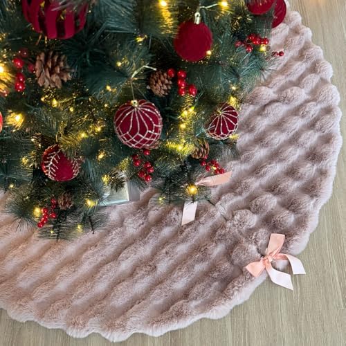 60-Inch Puff Quilt Faux Fur Christmas Tree Skirt, Soft Plush Tufted Texture with Satin Ribbon Ties, Baby Pink - Image 6