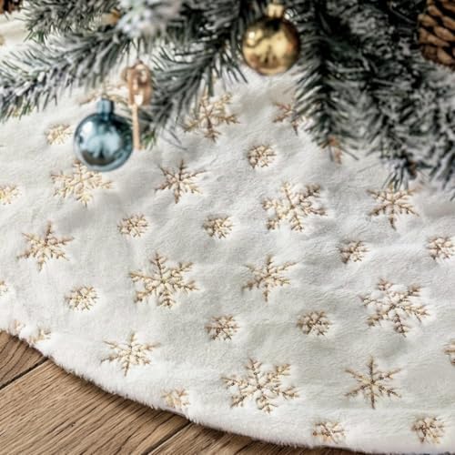 CHICHIC 36 Inch Large Christmas Tree Skirt White Tree Skirt Xmas Faux Fur Tree Skirts Christmas Decorations for Holiday Tree Ornaments Christmas Party Home Decorations with Sequin Gold Snowflakes - Image 4