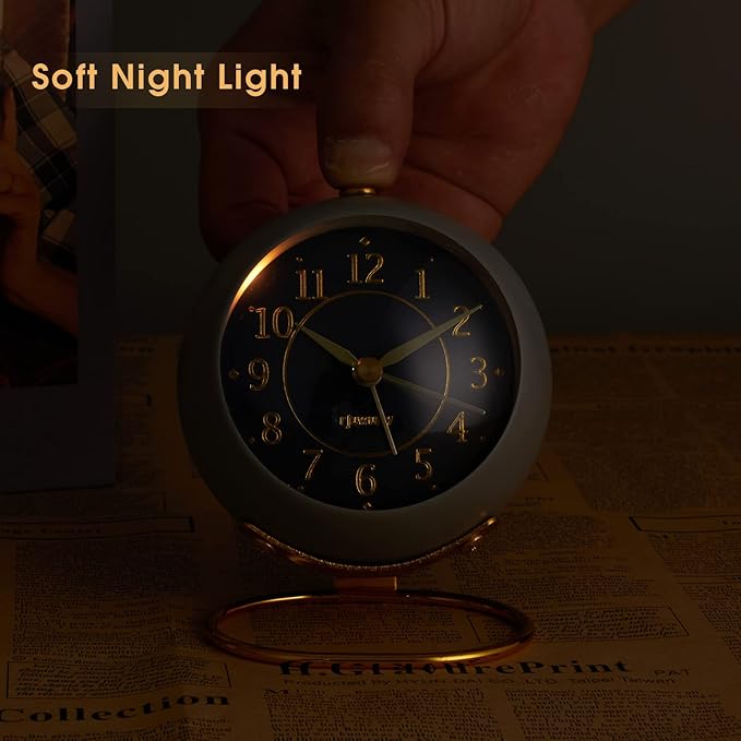 Metal Desk Alarm Clock, Retro Bedroom Table Vintage Analog Alarm Clock, Silent Non-Ticking Gold Clock, Bedside D??cor(Sinor Gray)