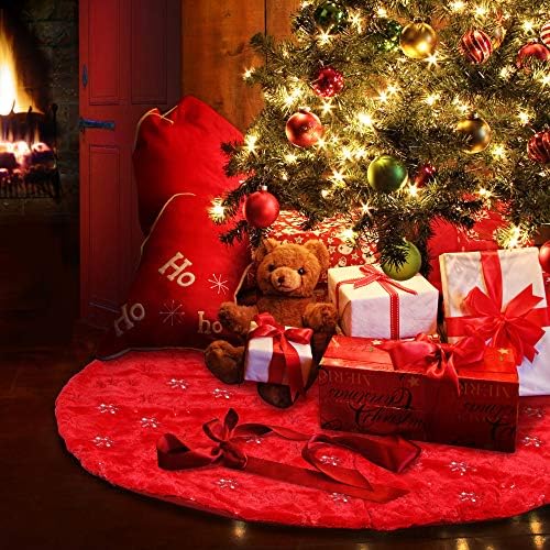 Christmas Tree Skirt, 36 Inches Large Red Faux Fur Tree Skirt - Image 2