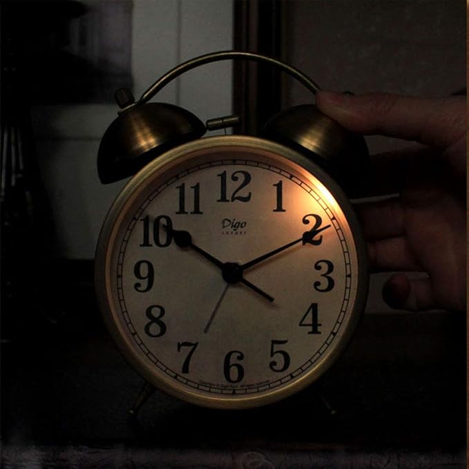 Maxspace Metal Golden Table Clock, Retro Vintage Non-Ticking Small Alarm Clock,Battery Operated Silent Quartz Movement HD Glass Desk Clock for Bedroom Living Room Indoor Decoration Kids?€? (Arabic3)