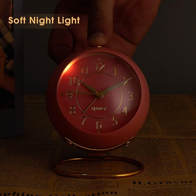 Metal Desk Alarm Clock, Retro Bedroom Table Vintage Analog Alarm Clock, Silent Non-Ticking Gold Clock, Bedside D??cor(Sweet Pink)
