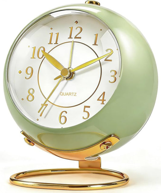 Analog Alarm Clock, Retro Small Desk Clock with Night Light, Cute Simple Design, Silent Non-Ticking, Battery Powered, Backlight Clock for Bedroom,Travel,Kitchen,Bedside Desktop Decor by Unknown