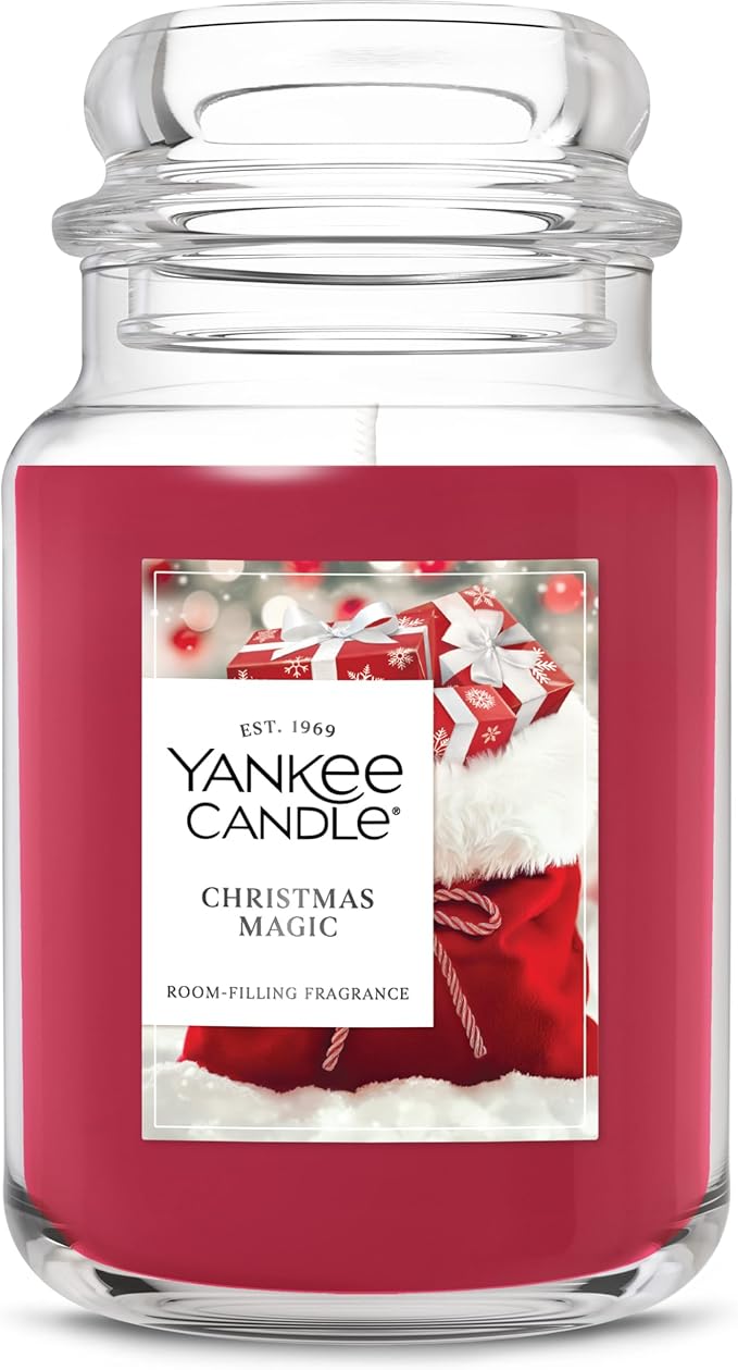 Yankee Candle Christmas Magic, Christmas Scented Candle, 22oz Large Jar with up to 150 Hour Burn Time, Giftable, Holidays