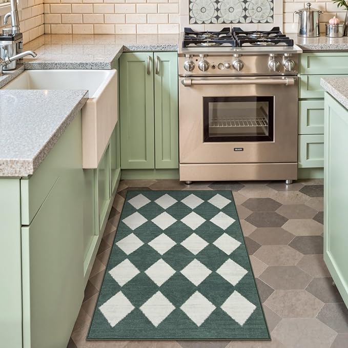 Lahome Zelie Checkered Washable 2x3 Green Kitchen Rugs Non Slip, Small Printed Indoor Door Mat for Entryway, Moroccan Trellis Ultra-Thin Throw Carpet for Bedroom Entrance Decor (2'x3',Dark Green)