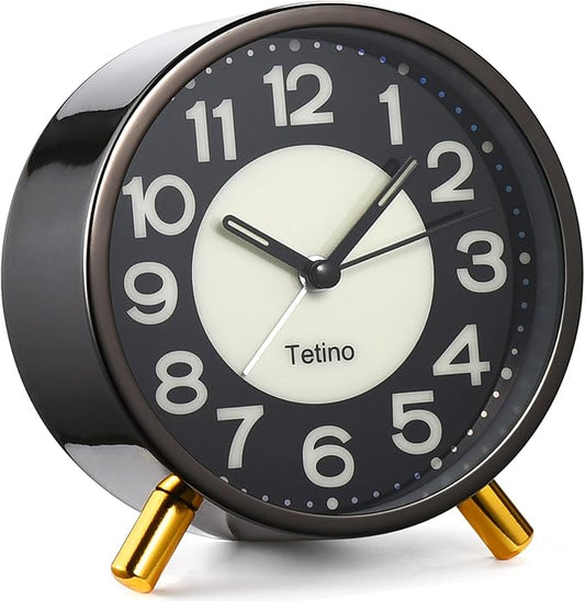 Analog Alarm Clock,Super Silent Non Ticking Small Clock with Night Light, Battery Operated, Simple Design, for Bedroom, Bedside, Desk, Adult, Kid, Gift，Ideal Decor (Light Luxury Gray)