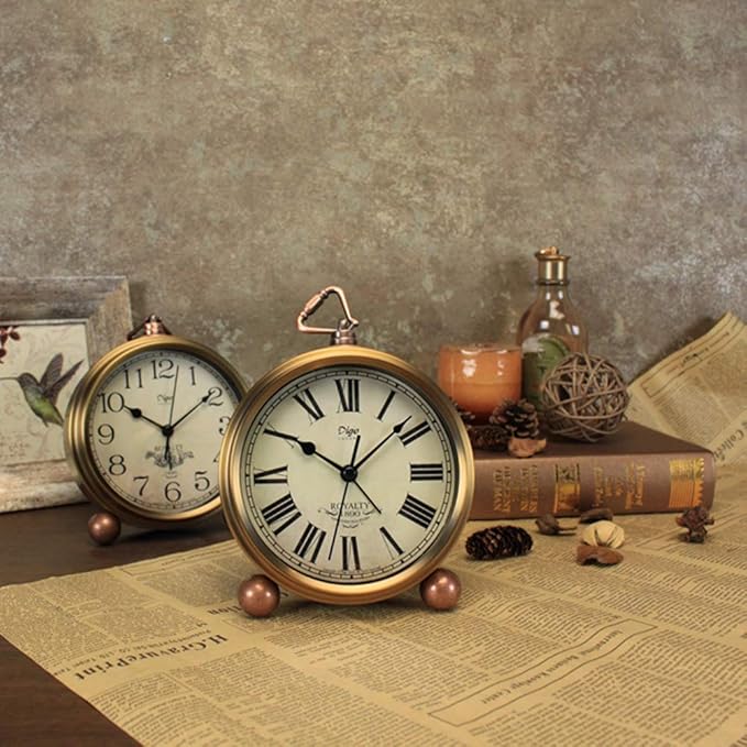 Maxspace Metal Golden Table Clock, Retro Vintage Non-Ticking Small Alarm Clock,Battery Operated Silent Quartz Movement HD Glass Desk Clock for Bedroom Living Room Indoor Decoration Kids?€? (Roman2)