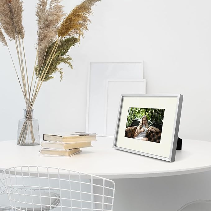 Golden State Art, Picture Frame Set 7 Pack, Gallery Wall Frame with One 11x14, Two 8x10, and Four 5x7. Aluminum Photos Frame for Wall or Tabletop Display (Style 1, Silver, 7 Pack)