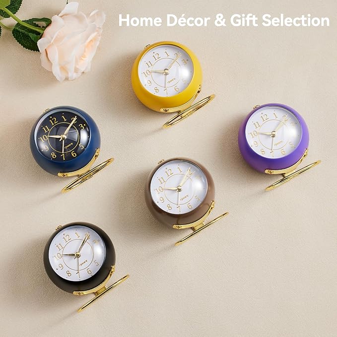 Metal Desk Alarm Clock, Retro Bedroom Table Vintage Analog Silent Non-Ticking Gold Alarm Clock, Bedside Decor(Navy Blue)