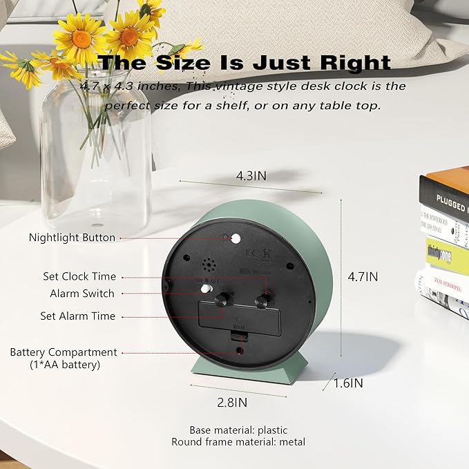 AYRELY?? 4.5" Analog Alarm Clock,Small Retro Desk Clock Battery Operated,Slient Metal Table Clock with Light for Living Room Decor,Bedroom,Bedside,Shelf (Green)