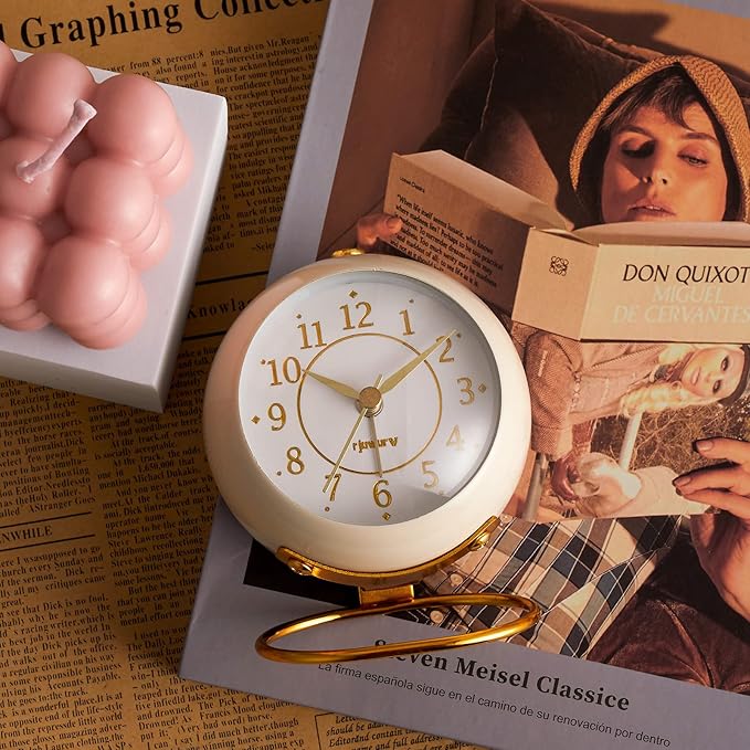 Metal Desk Clock, Retro Bedroom Table Vintage Analog Alarm Clock, Silent Non-Ticking Gold Clock, Bedside D??cor(Milk White)
