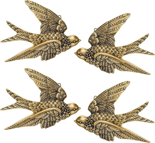 4 Pcs Vintage Bird Wall Sculpture Decor Art 4.7 Inch Antique 3D Sculpted Hanging Bird Resin Wall Art Golden Brass Floating Ornament for Living Room Garden Outdoor, Gifts for Couples Housewarming