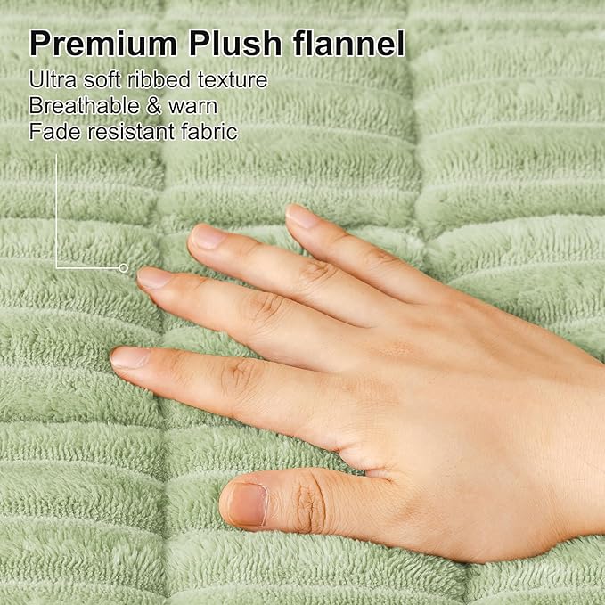 Smiry Couch Cover for Dogs Washable, Non Slip Fuzzy Pet Couch Covers for 3 Cushion Sofa Pet Friendly, Thick Soft Sofa Slipcovers Cushion Protector (Green, 27.6" x 27.6")