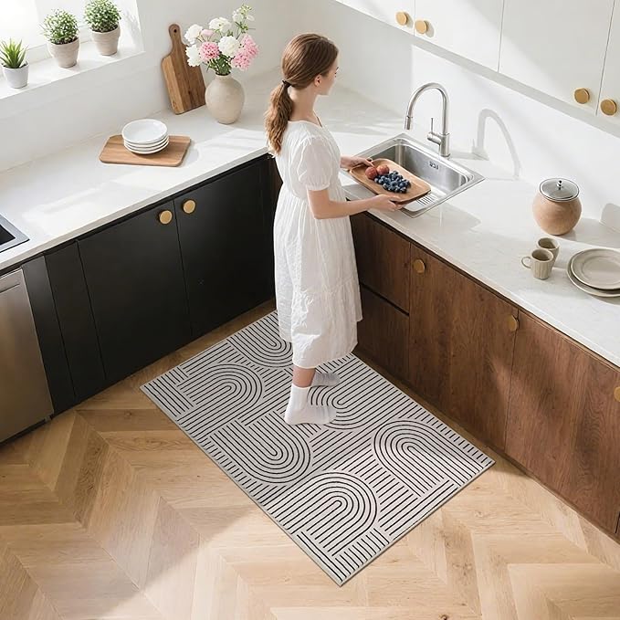 Washable Rug 2x3 Area Rugs for Entryway, Abstract Rug for Bedroom, Soft Rainbow Non Slip Small Area Rug with Rubber Back, Low Pile Stain Resistant Boho Geometric Carpet for Dining Room, LightCamel