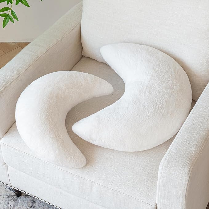 Moon Pillow, Decorative Throw Pillows with Soft Faux Rabbit for Bed Couch, Moon Shaped Pillows Plush Floor Cushions Room Decor Pillow for Sofa Bedroom Living Room
