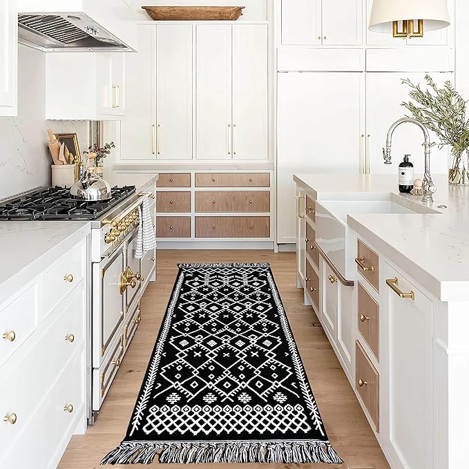 IOHOUZE Kitchen Hallway Runner Rug -2'x6' Boho Black White Entryway Runner Rugs for Halloween Decor/Fall Decor, Woven Indoor Outdoor Carpet Rugs, Washable Rag Rug for Bedroom/Bathroom/Laundry Room