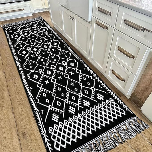IOHOUZE Kitchen Hallway Runner Rug -2'x6' Boho Black White Entryway Runner Rugs for Halloween Decor/Fall Decor, Woven Indoor Outdoor Carpet Rugs, Washable Rag Rug for Bedroom/Bathroom/Laundry Room