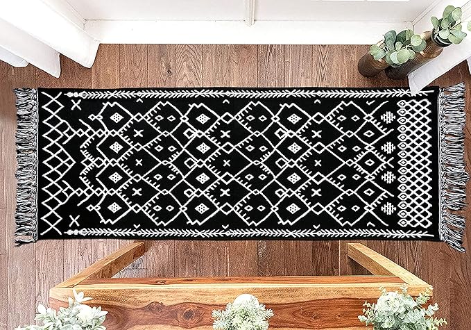 IOHOUZE Kitchen Hallway Runner Rug -2'x6' Boho Black White Entryway Runner Rugs for Halloween Decor/Fall Decor, Woven Indoor Outdoor Carpet Rugs, Washable Rag Rug for Bedroom/Bathroom/Laundry Room